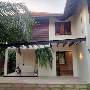 $1,500 Villa