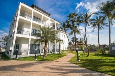 $700 Condo
