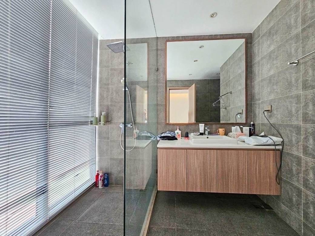 $5,500 Penthouse