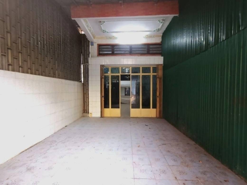 $800 Shophouse