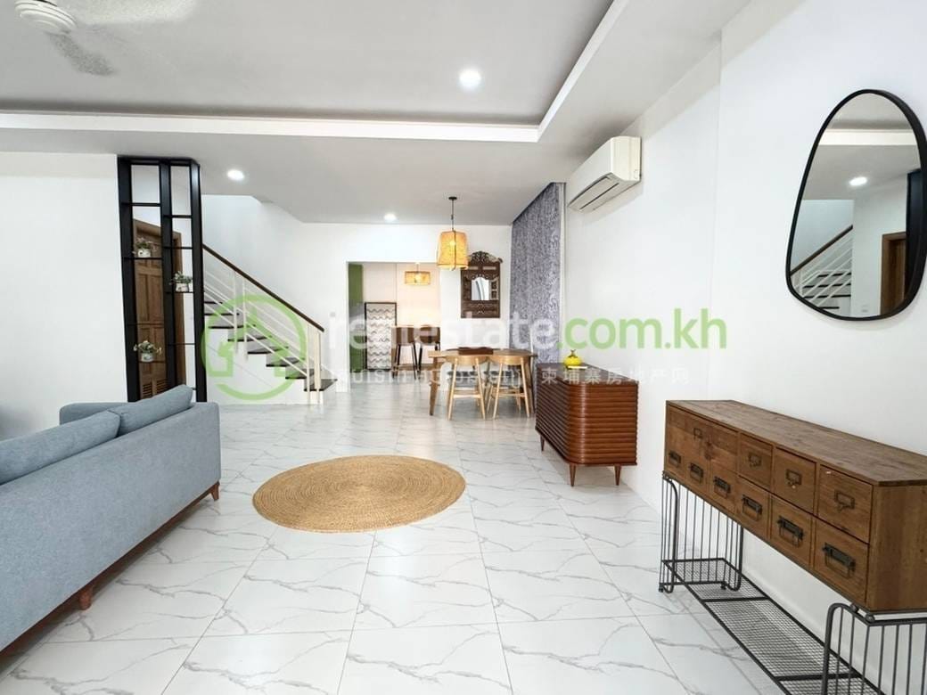 Dvojvila K pronájmu in Siem Reap $850