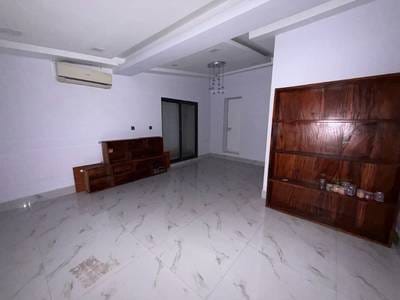 Chakto Mukh Shophouse K pronájmu in Chakto Mukh