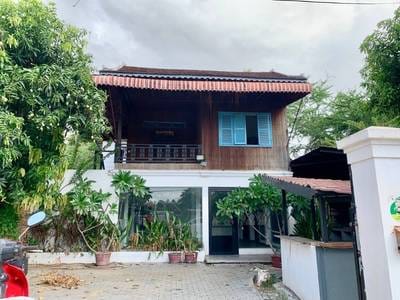 $700 CommercialShophouse