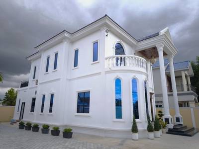 House and lot สำหรับขาย ขนาดที่ดิน 600 ตร.ม.