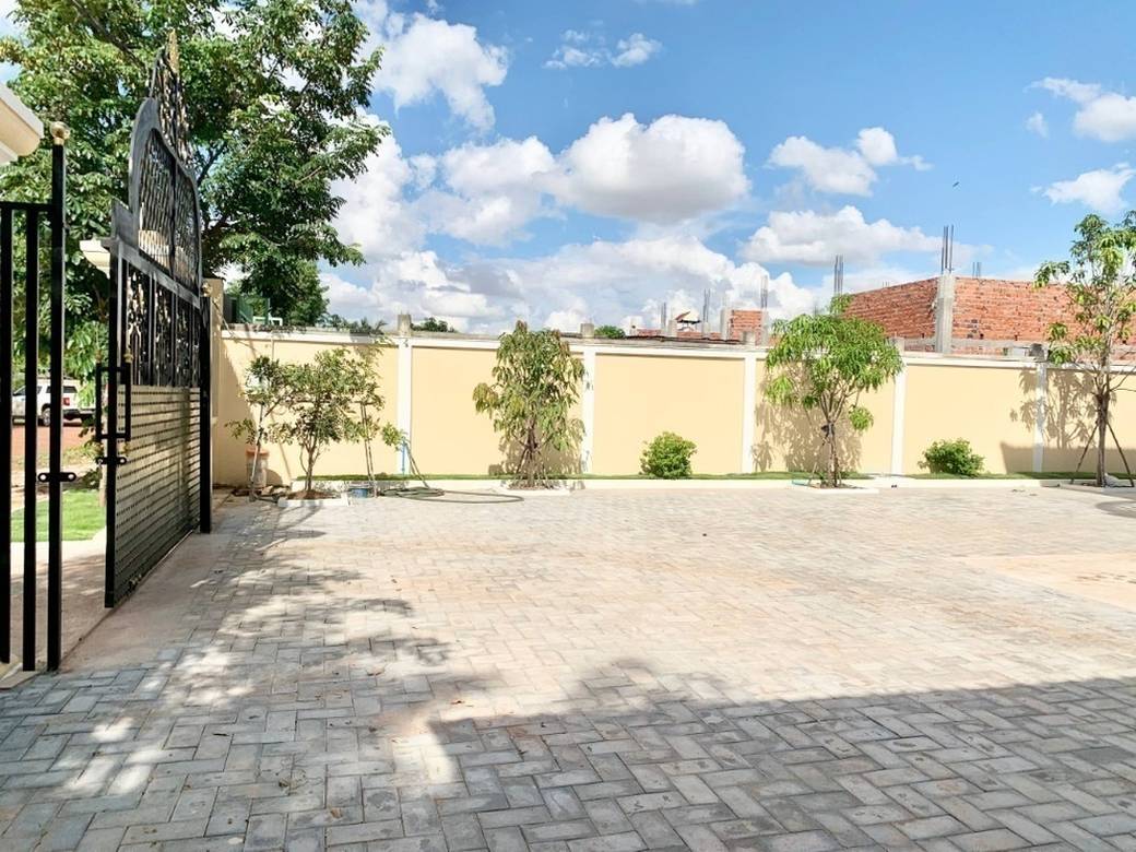 Villa À vendre de 600 m² de terrain