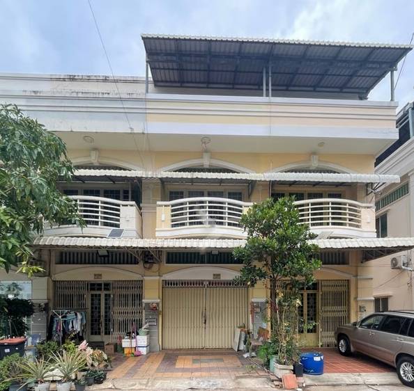 Link House For Sale in Chaom Chau 1, Por Sen Chey, Phnom Penh