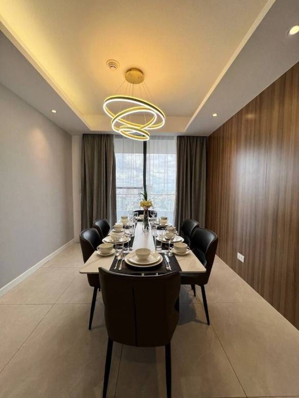 Condo Na sprzedaż o powierzchni działki 306.86 m²