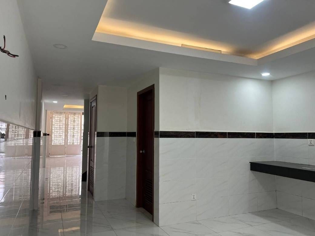 $95,000 Flat House