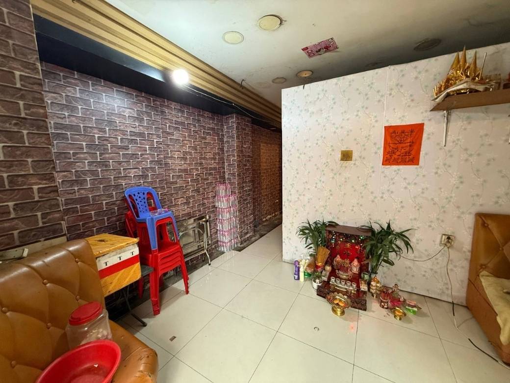 Dom z lokalem handlowym Na wynajem w Phsar Chas, Daun Penh, Phnom Penh