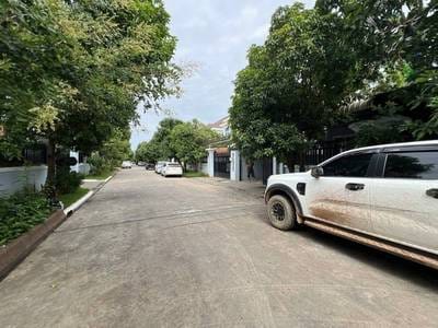 $270,000 Dvojvila