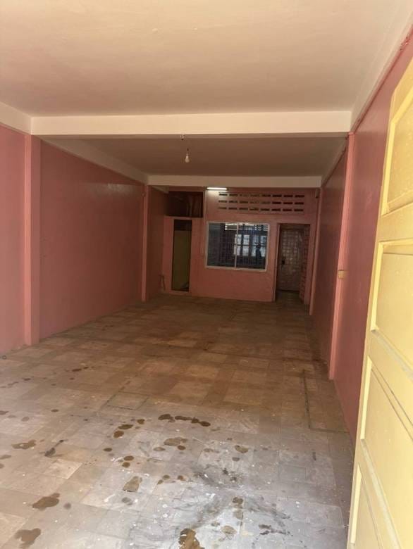 Monourom Flat House For Sale in Monourom