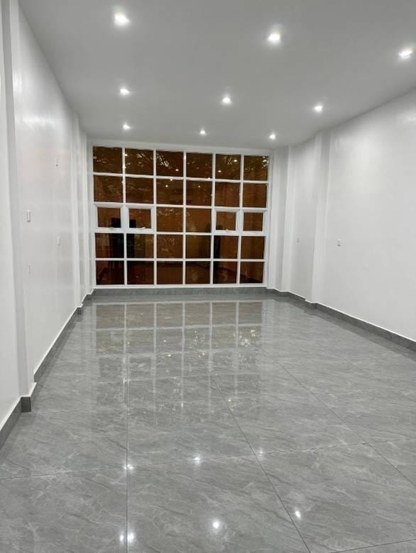 67.5 sqm Land Size Shophouse Na prodej