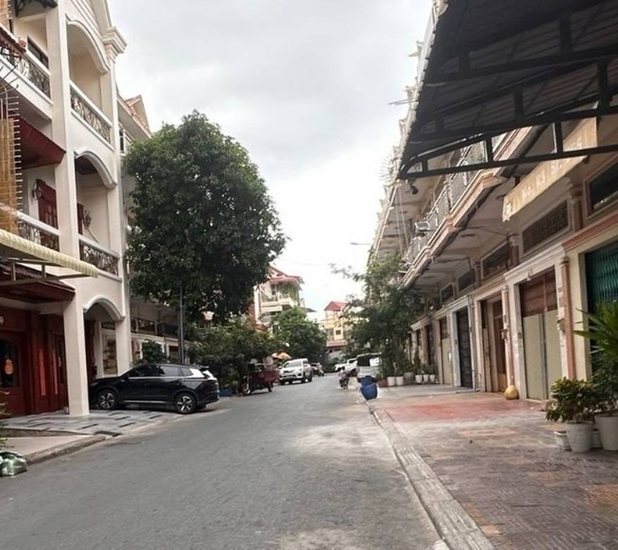 House and lot สำหรับขาย ใน Toul Kork $190,000