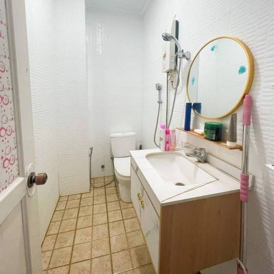 4 Bedrooms Flat House For Sale for $118,600