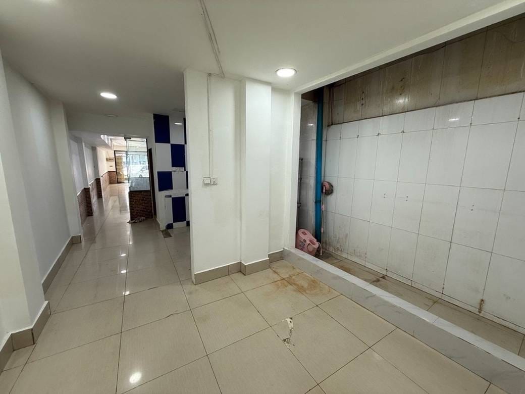 Shophouse K pronájmu in Daun Penh $1,100