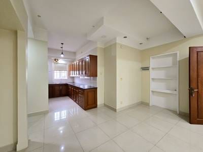 อาคาร For Sale & Rent พื้นที่ใช้สอย 2,500 ตร.ม. ใน Chamkarmon