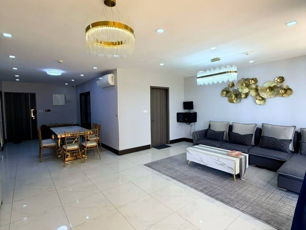 Orkide The Royal Condominium | 인테리어 됨 콘도 For Sale & Rent