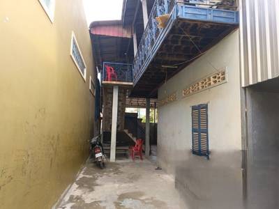 673 sqm Land Size House and lot Na prodej