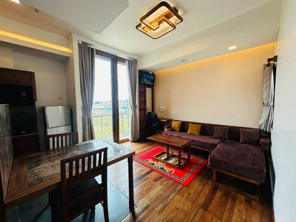 800 sqm Land Size House and lot For Rent