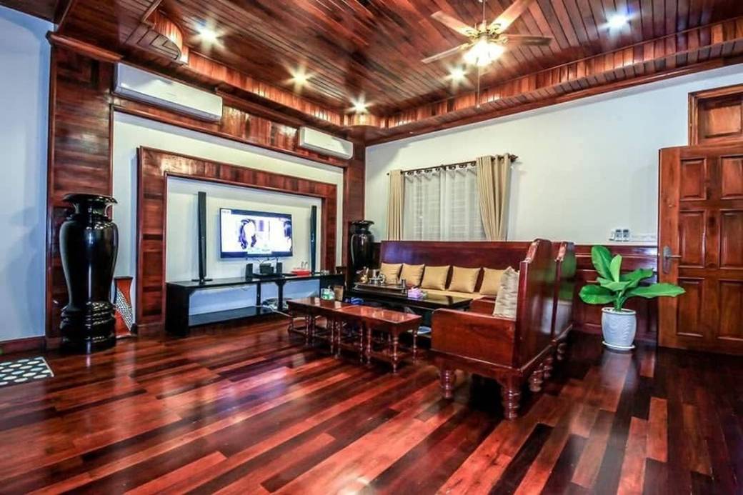 $700 House