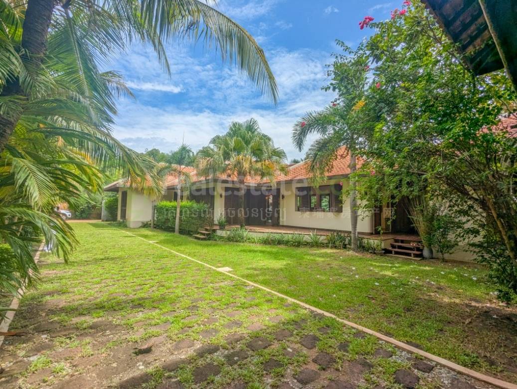 วิลล่า For Sale & Rent ขนาดที่ดิน 1,450 ตร.ม.