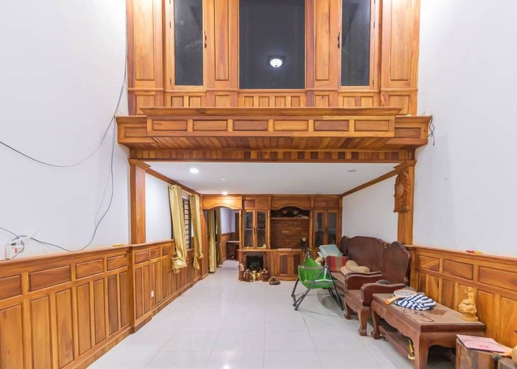$185,000 Shophouse