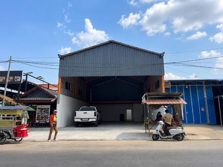 ឃ្លាំង សំរាប់ជួល នៅ Kouk Khleang, Sen Sok, Phnom Penh