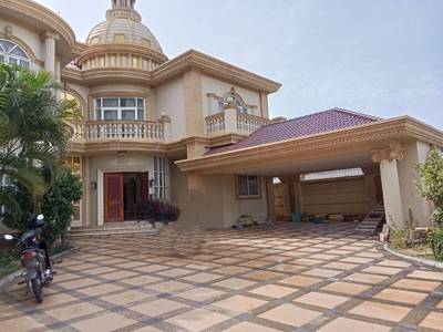 $2,500,000 Vila