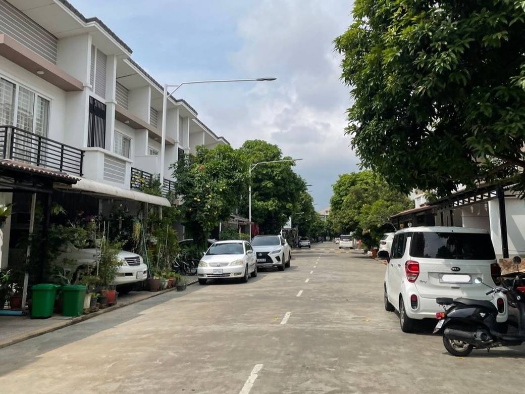 联排住宅出售，位于普莱克·里布, 水净华区, 金边