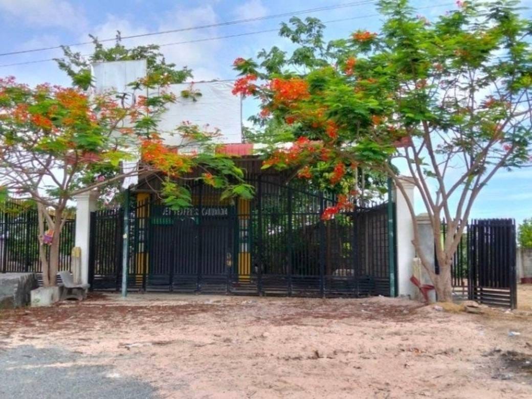395 sqm Land Size Warehouse For Sale
