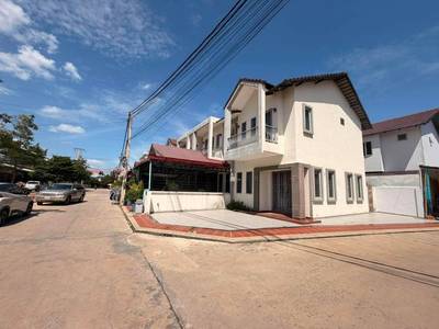Link House For Sale in Dangkao, Dangkao, Phnom Penh