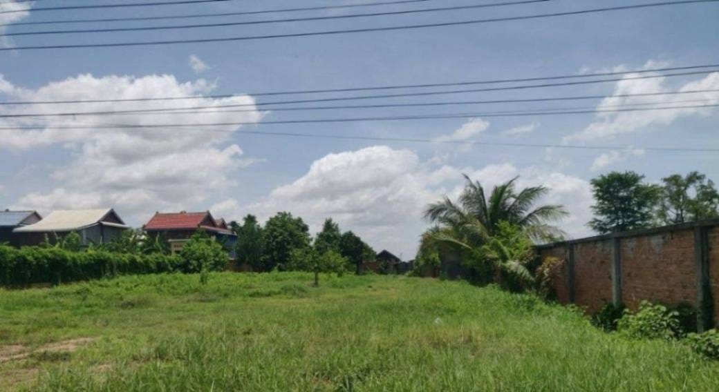 Lot For Sale in Santuk $90,000