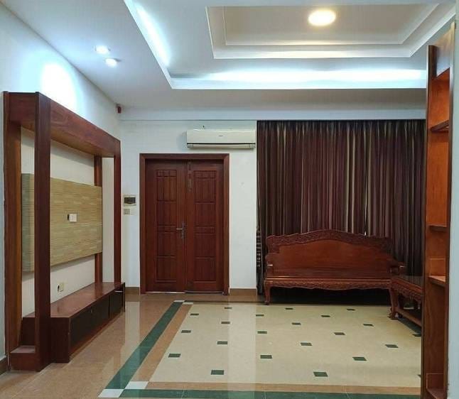 Borey Peng Huoth: The Star Platinum Athina | $1,100 Dvojvila
