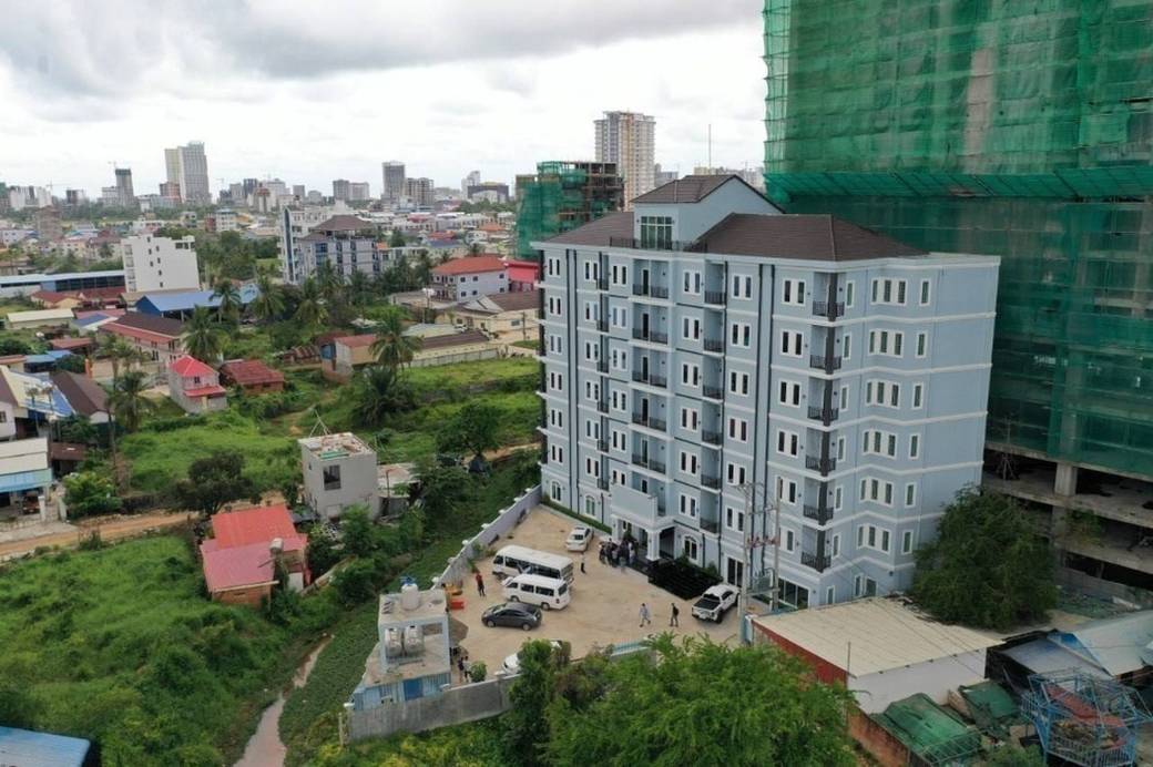 Building For Sale & Rent with 30 Parking Space