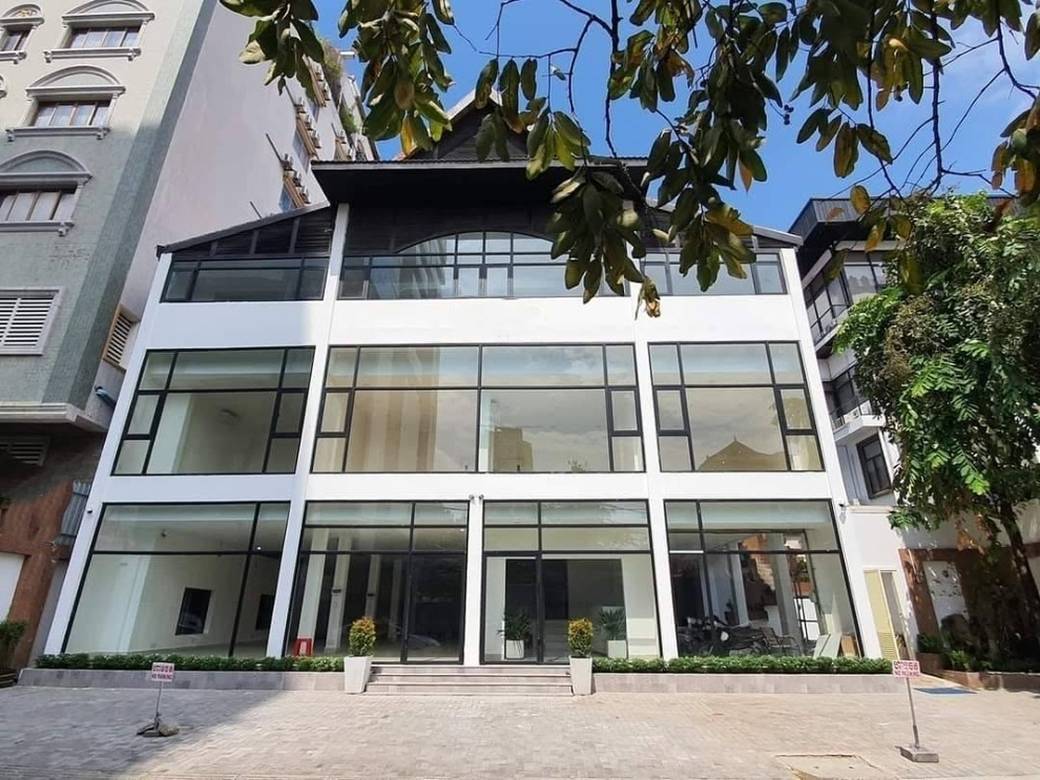 30 sqm Living Size Kanceláře K pronájmu in Daun Penh