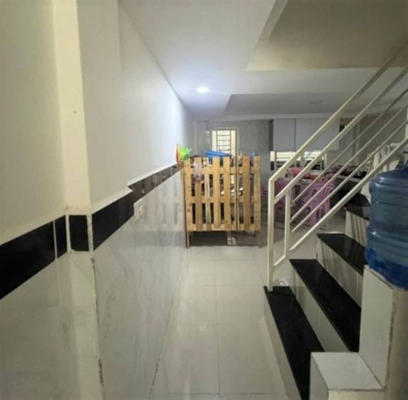 110 sqm Living Size Řadový dům Na prodej in Kamboul