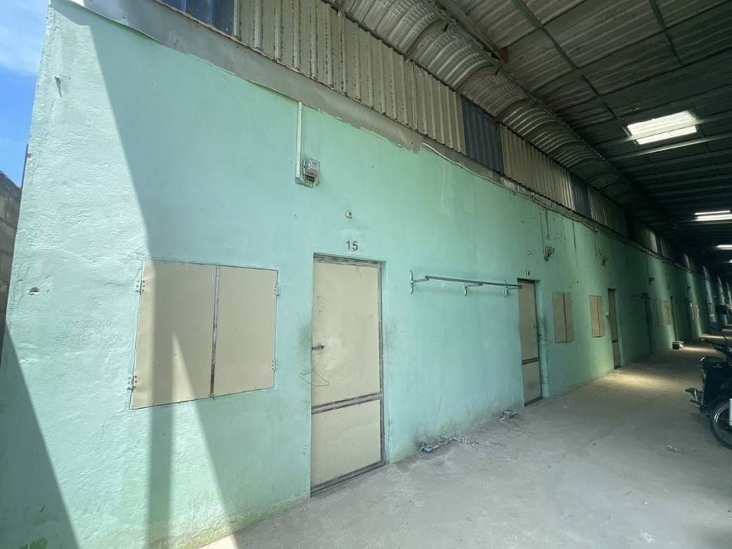 943 sqm Land Size House and lot Na prodej