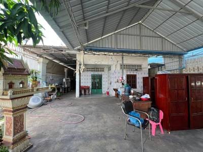 216 sqm Land Size House and lot For Sale