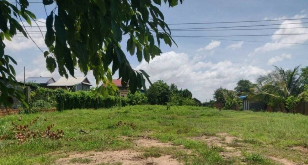 915 sqm Land Size Lot For Sale