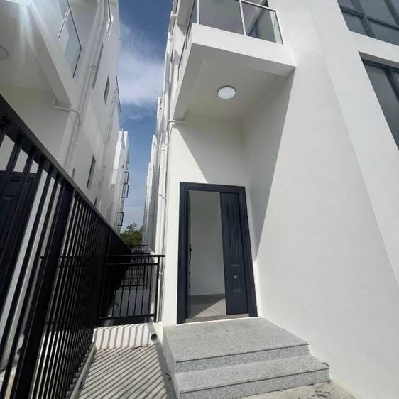 Dvojvila For Sale & Rent in Bak Kaeng, Chroy Changvar, Phnom Penh