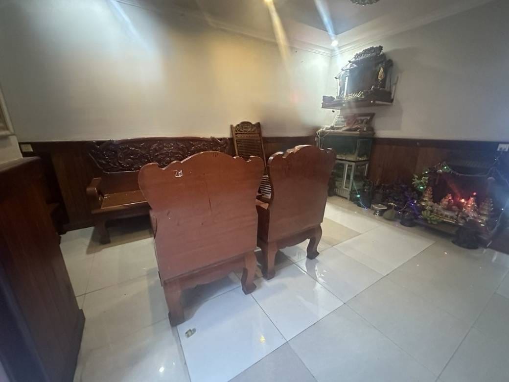 288 sqm Living Size Vila Na prodej in Chbar Ampov