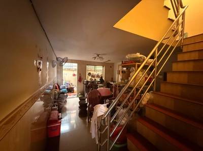66平方米土地面积的联排住宅出售