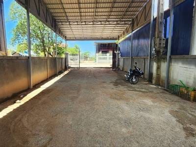 380.5 sqm Living Size House and lot Na prodej in Leuk Daek