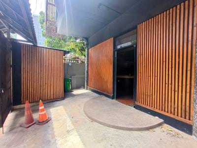 $1,900 Shophouse