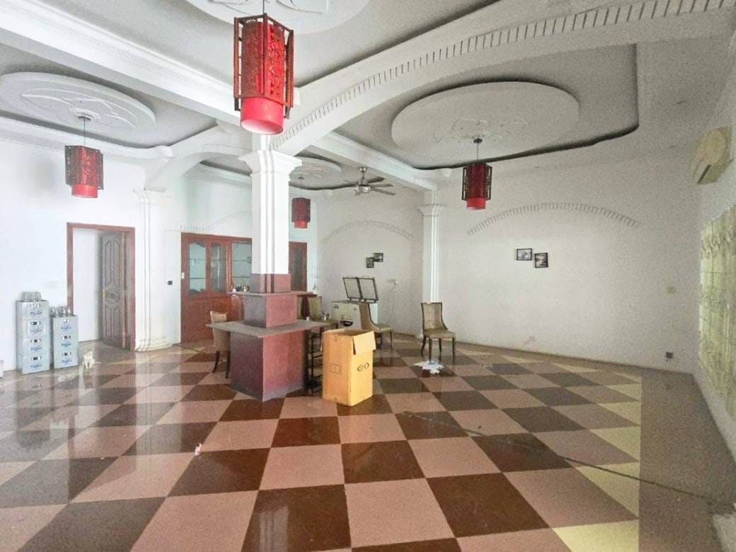 ร้านอาหาร สำหรับเช่า ใน Boeng Keng Kang $3,700