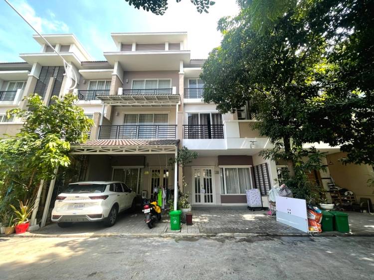 Link House For Sale & Rent in Nirouth, Chbar Ampov, Phnom Penh