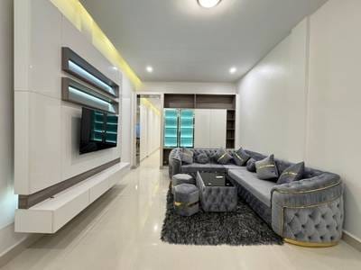 Borey Peng Huoth: The Star Platinum Polaris​ I | $1,000 Shophouse