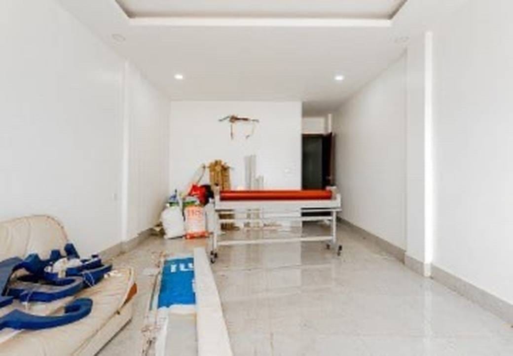Sala Kamraeuk CommercialShophouse Na prodej in Sala Kamraeuk
