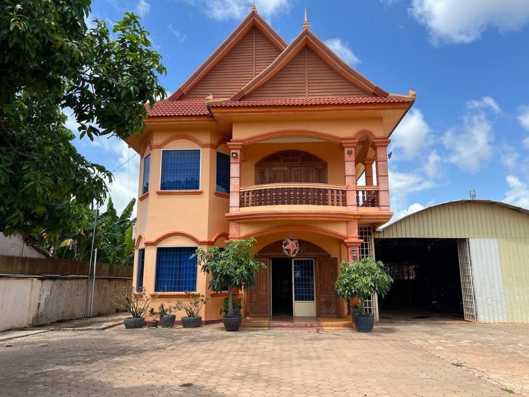 House and lot สำหรับขาย ขนาดที่ดิน 1,200 ตร.ม.