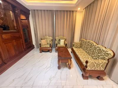 The ML Tiara | $2,500 Villa